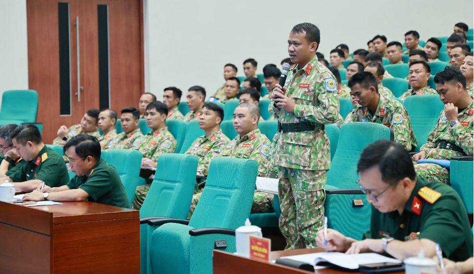 /UploadStore/admin/260826 doi thoai doi cong binh 5/a2.png
